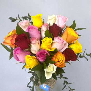 Mixed Rose Bouquet in Vase